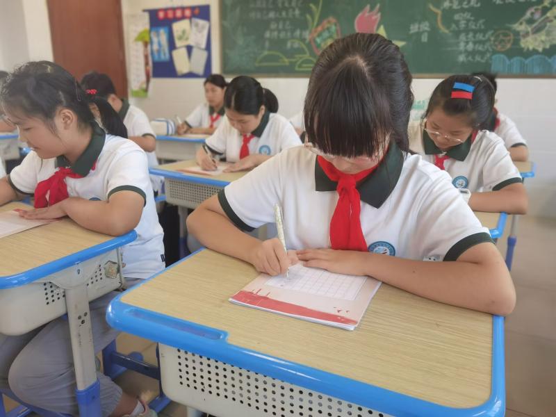 笔墨赞祖国 (1).jpg 笔墨赞祖国 (1).jpg