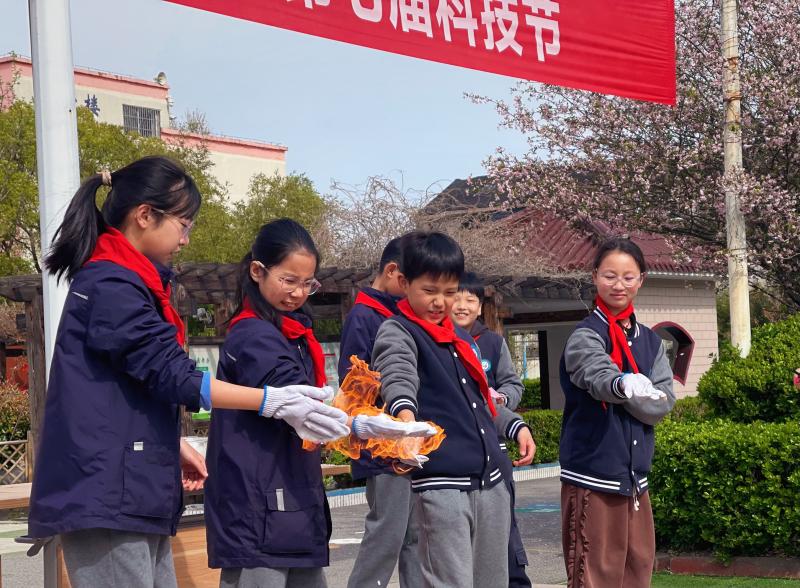 48e2a520104b336e249e9a10deb82685.png 48e2a520104b336e249e9a10deb82685.png